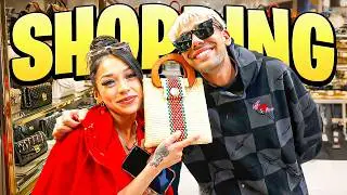 N3on & Yera Go Shopping in San Miguel de Cozumel!