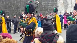WOW - NYPD at the St-Patrick's Day Qu&eacute;bec 2018 Parade!!! - Cornemuse Irlandaise vs Mezwed Tunisien!
