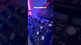 Synth battle! Moog Mother 32, Werkstatt, Behringer Crave ft. Nux Duotime,Tc electronic hall of fame