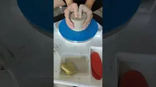 Учусь поднимать цилиндр и делать миску #ceramic #clay #learning #sio2luna #handmade #bowl