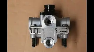 Truck parts,sinotruk howo WG9000360524 relay valve