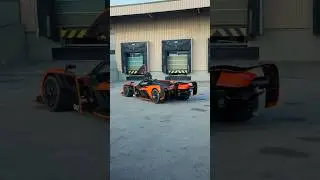 The Aston Martin Valkyrie AMR Pro in a stunning spec!🧡1015 hp V12, just 1000 kg, 2000 kg downforce.