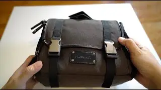 BAGSMART Compact Camera Shoulder Bag with Rain Cover