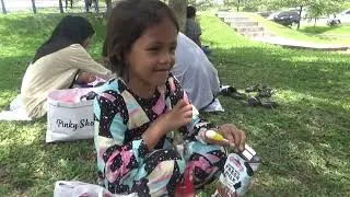 RESTU LAGI MAENAN