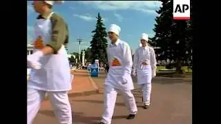 Attempt to create world''s longest ice cream