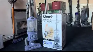 Shark Navigator NV352 Vacuum cleaner - Unboxing & Brief Testing