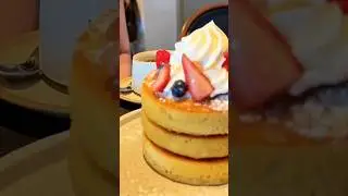 Review :  I Tried Miami&rsquo;s Most Instagrammable Pancakes&hellip;
