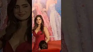 Ayesha Khan Spotted At Mumbai