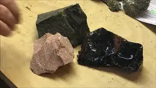 Difference between volcanic and plutonic rocks