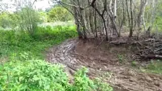 Passando no atoleiro de XR 200,CRF 230 e Bros 160