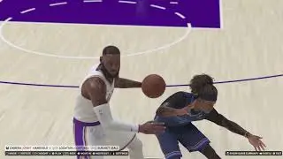 Am i'm doing a one hand dunk or a two hand dunk