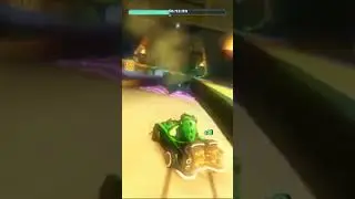 Vector The Crocodile Racing
