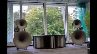 Audio show - New Music Belgium HiFi 2013 show part 4 of 4