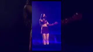 Dua e Lipa e hap festivalin &lsquo;Sunny Hill&rsquo; me k&euml;to fjal&euml; shqip #shqip #kosova #dualipa