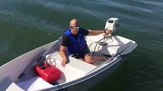 West Marine Classic Dingy
