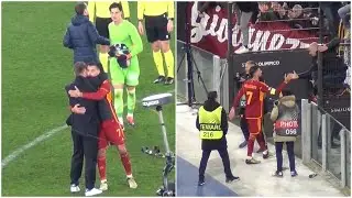 Roma-Brighton 4-0: De Rossi abbraccia tutti a fine partita, Pellegrini sotto la Curva Sud