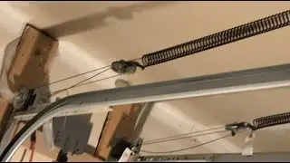 EXTENSION SPRING CHAMBERLAIN Garage Door Opener Repair Old Stretched Broken Fix REPLACE replacement