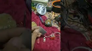Is wale torch mein battery torch ka kit aur front light lagaye Hain