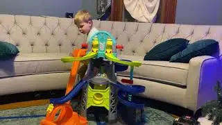 Fisher-Price Little People Launch and Loop Raceway, vehicle playset for toddlers and preschool kids