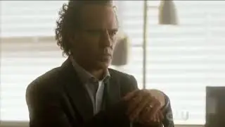 The Flash 4x07 Barry finds camera on Samuroid&acute;s head breaks in DeVoe&acute;s house