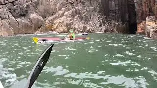 Hawks Nest - Paddle around Yacaaba Head