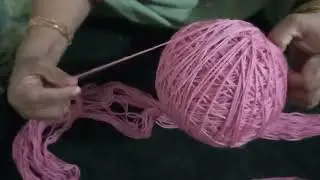 Wind yarn into a ball #diy #art #woolencraft #viral #oddlysatisfying 