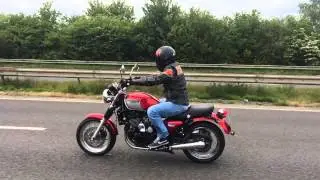 Triumph legend TT 900 triple
