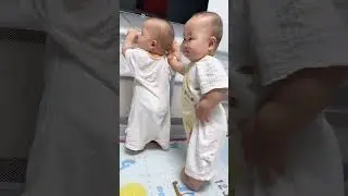 The Younger Brother Grabbed His Twin Brother's Clothes And Got Up To Hug Him #baby #cute#funny#twins