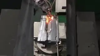 Laser cladding machine for bottle mould