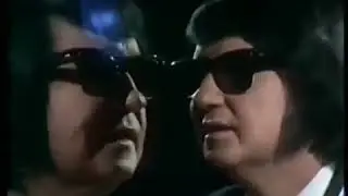 ROY ORBISON -  Drifting Away - Music Video