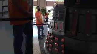 👉 Let Dalek In! #DOCTORWHO #DALEK #DALEKHAL #TARDIS #TLTT #CONVENTION #TBCC #VILLAIN