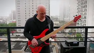 Bergantino Artist Mr. Claudio Rocha with this great bass solo!