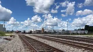 AMTRAK 108 (PHASE Vl) HERITAGE UNIT LEADING AMTRAK SILVER METEOR