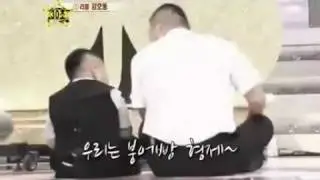 Leeteuk with Little HoDong_9