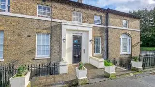 Floathaven Close, Central Thamesmead, London, SE28 8SN