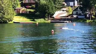 1:12 brushless 11.1v Miss Budweiser 2.4ghz RC Hydroplane.