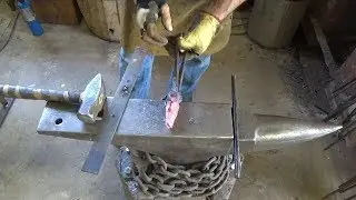Blacksmithing Shorts - Forging Tongs From Hoof Nippers