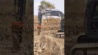 kuen mein breaker maar rahe#youtube #shortvideo #shorts #india #viralvideo #travel