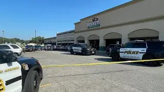 Suspect on the run after shooting at shopping center leaves man hospitalized, SAPD says