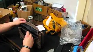 Whats in the box, alleric357 came a knockin!.wmv