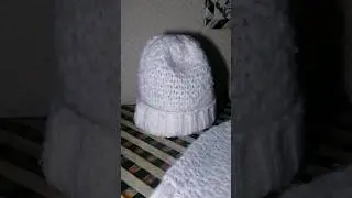 Upcycling♻️ &mdash;transforming knit sweater into a beanie #handmade #diy #craft #youtubeshorts #upcycling