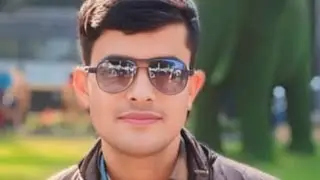 পরেনা চোখের পলক, কি তোমার রুপের ঝলক