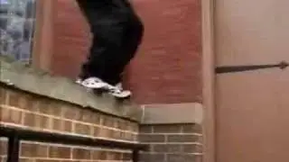 Freerunning: Tapp Brothers first parkour video