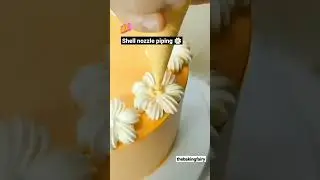 Shell Nozzle Piping🌼 #shorts #youtubeshorts #whippedcream #thebakingfairy #cakedesign #baking #cake