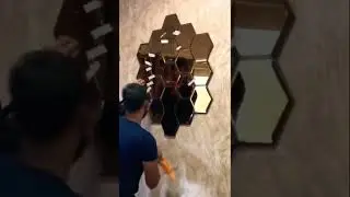 Hexgonal rose gold mirror pattern decor idea on walls 💡