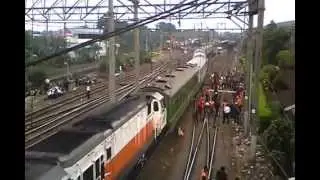 KA GoPar & KRD NR melewati lokasi eks Lok Anjlok