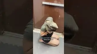 Как избежать наручников сзади