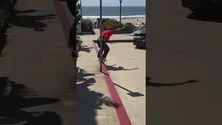 This is how he skated boarding at the beach #worldstar #shorts #2million #1ksubs 🔥🔥🏆🏆🏁🏁