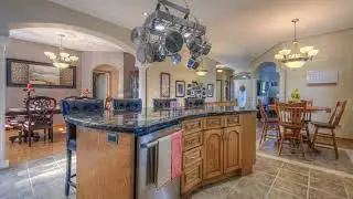 40 Draper Street is a perfect blend of luxury & practicality