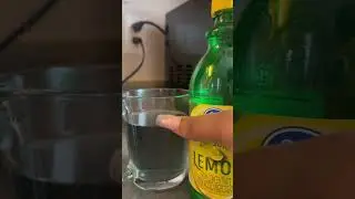 Color changing hot green tea